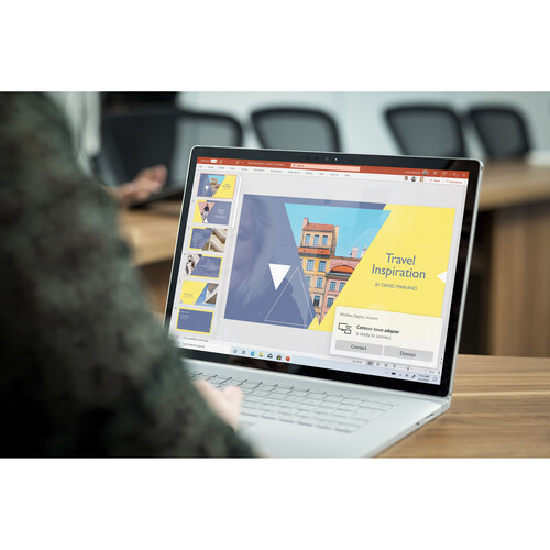 Microsoft 4K Wireless Display Adapter